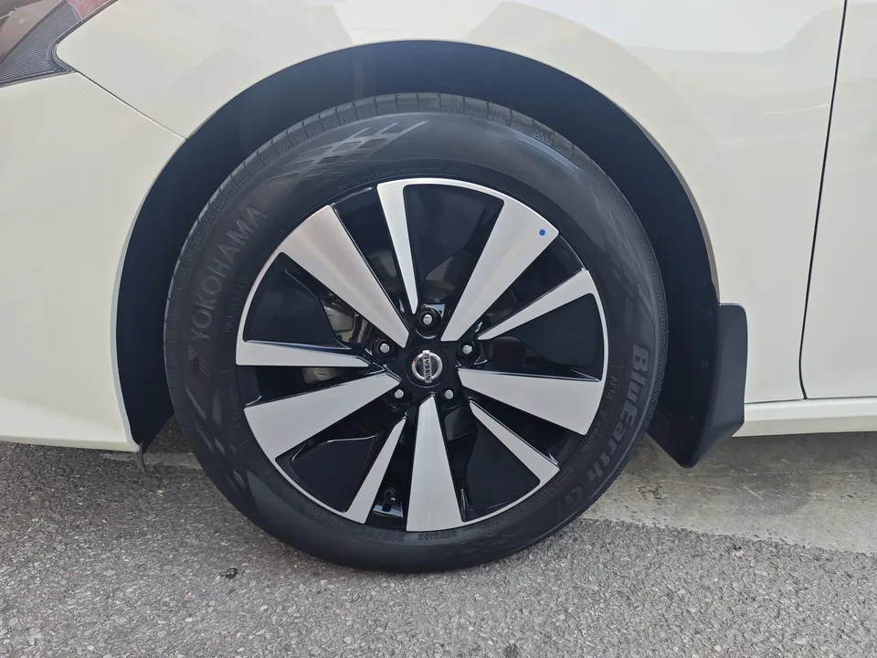 Nissan Altima Sound of nature 2021 2.0L XL Comfort Edition 2022 — thumbnail 5