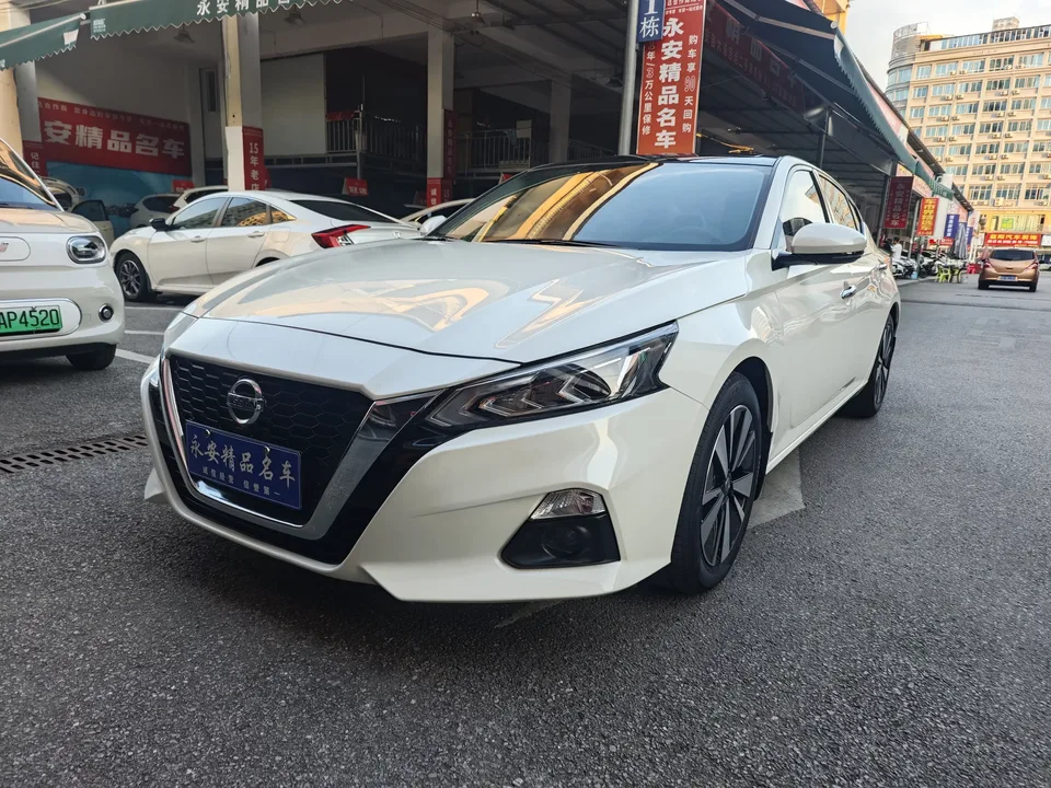 Nissan Altima Sound of nature 2021 2.0L XL Comfort Edition 2022 — photo 1, buy with delivery to Moscow