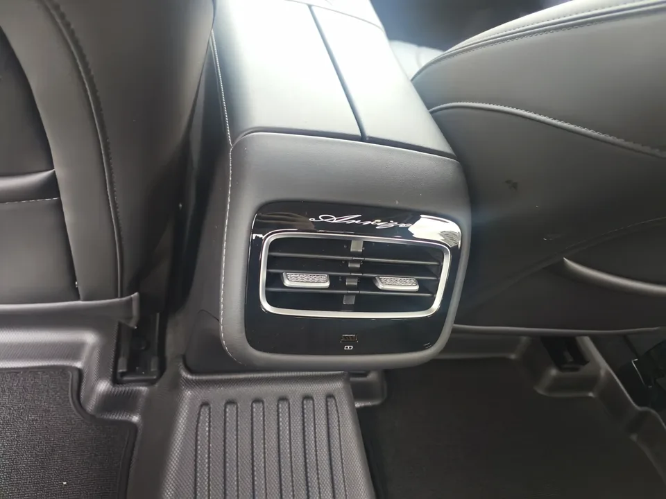 Chery Arrizo 8 PRO Arrizo 8 PRO 2025 1.6T DCT Luxury+ 2025 — миниатюра 2