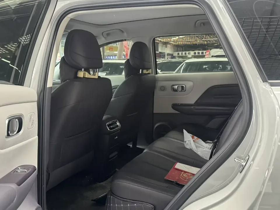Leapmotor B10 Leapmotor B10 2025 510 Comfort Edition 2025 — thumbnail 3