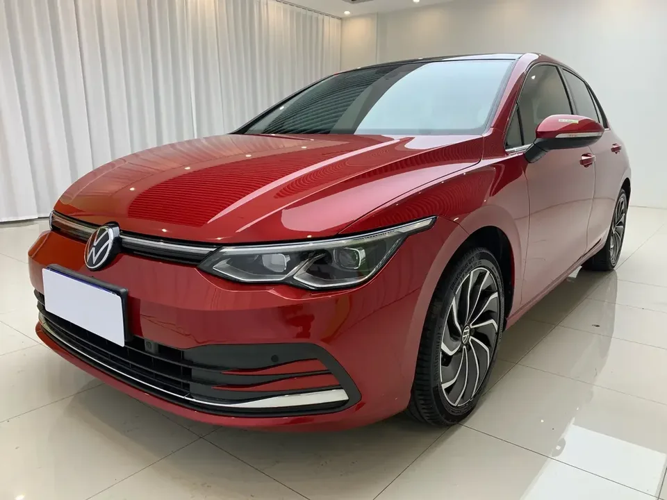 Volkswagen Golf golf 2021 280TSI DSG Pro 2022 — photo 1, buy with delivery to Moscow