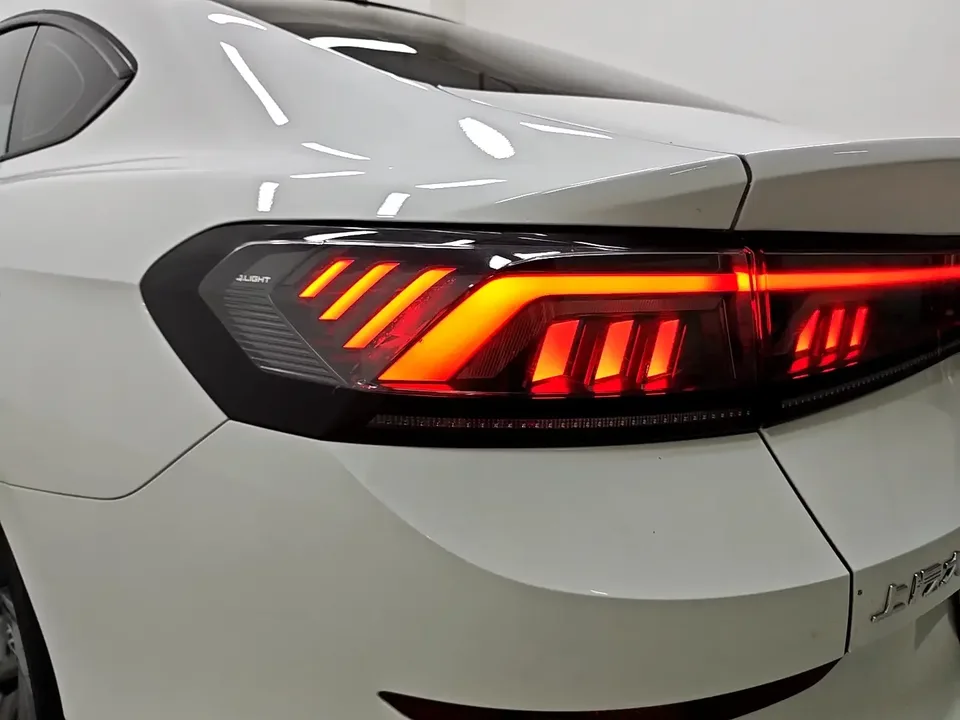 Volkswagen Lamando Lingdu 2024 Lingdu L 280TSI DSG Hot Edition 2024 — thumbnail 4