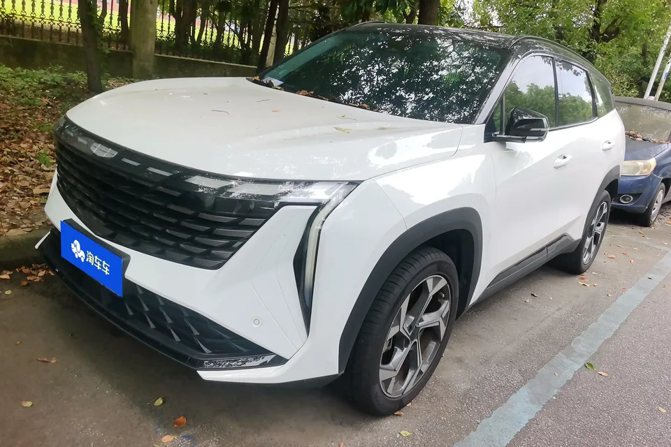 Geely Atlas L Boyue L 2024 1.5TD DCT Premium Edition 2024 — photo 1, buy with delivery to Moscow