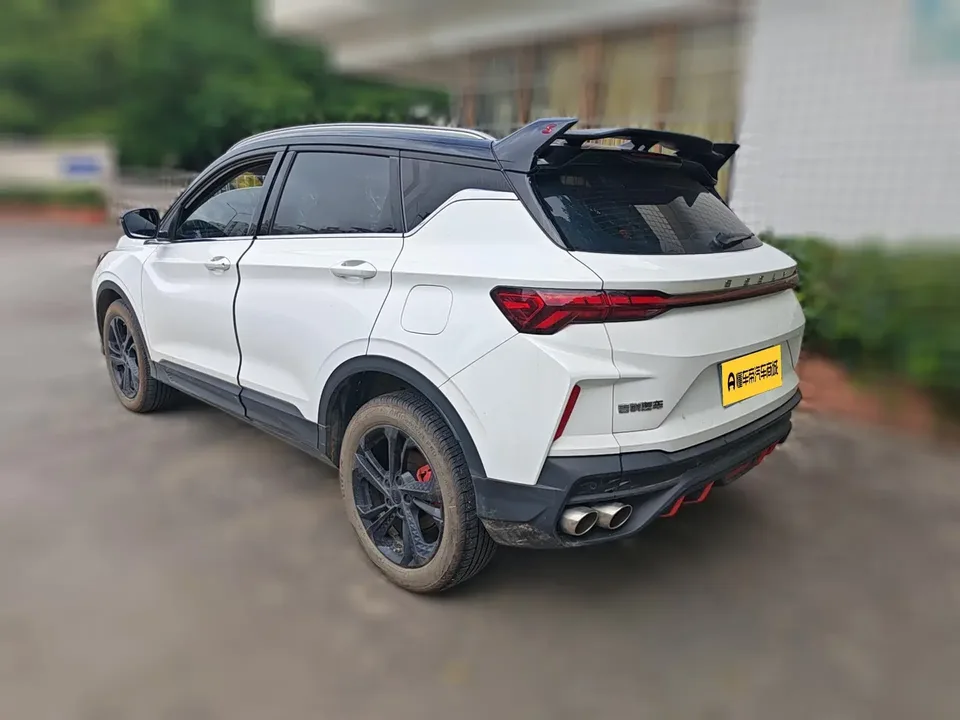 Geely Coolray SX11 Binyue 2023 Binyue COOL 1.5T DCT Champion Edition 2024 — миниатюра 4