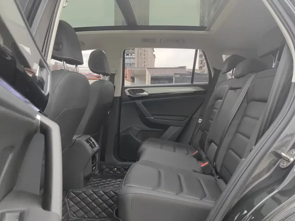 Volkswagen Tayron Tanyue 2022 280TSI 2WD Luxury Smart Edition 2022 — thumbnail 3