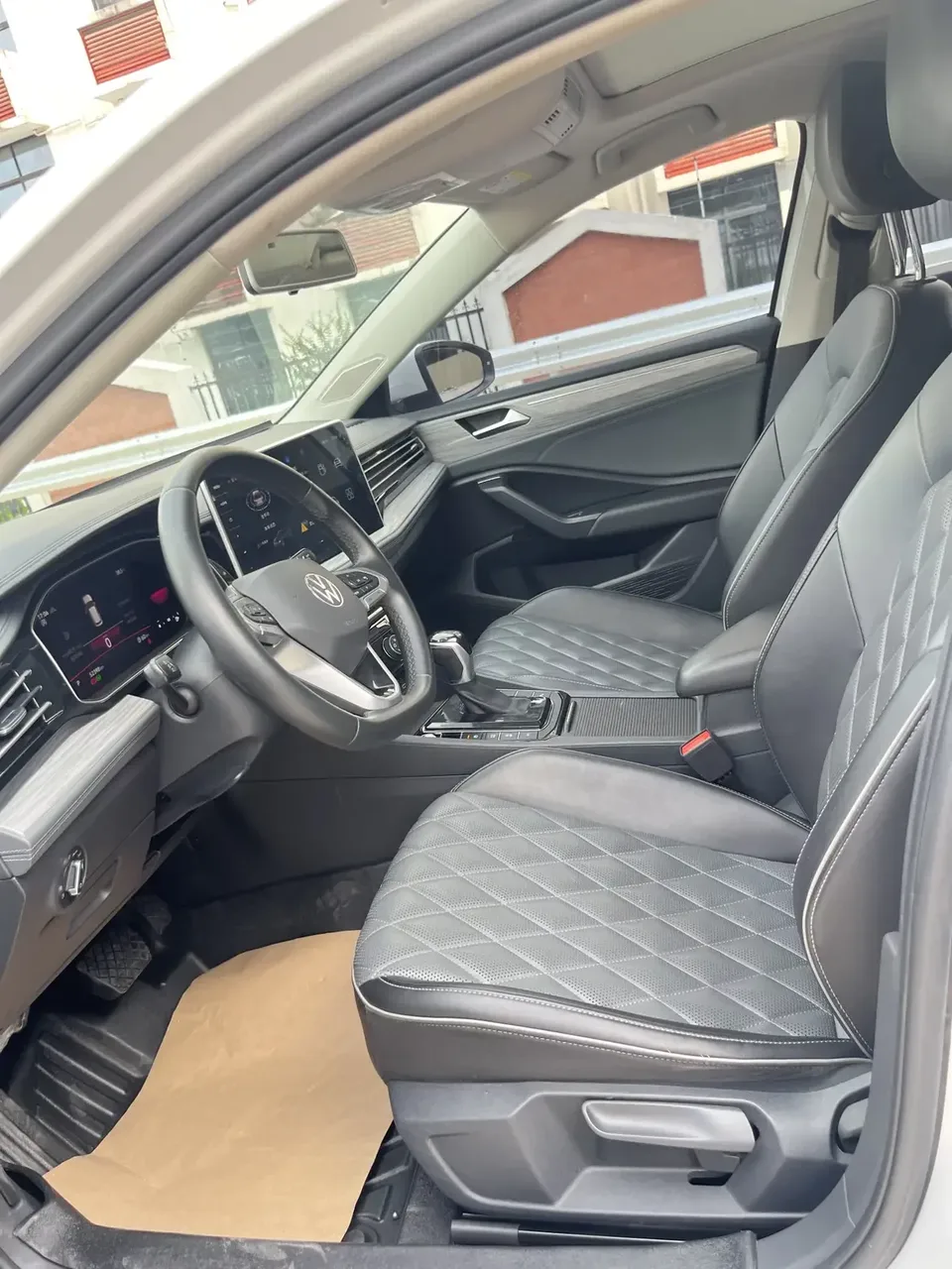 Volkswagen Sagitar Sagitar 2023 280TSI DSG Transcendence Lite 2022 — thumbnail 4