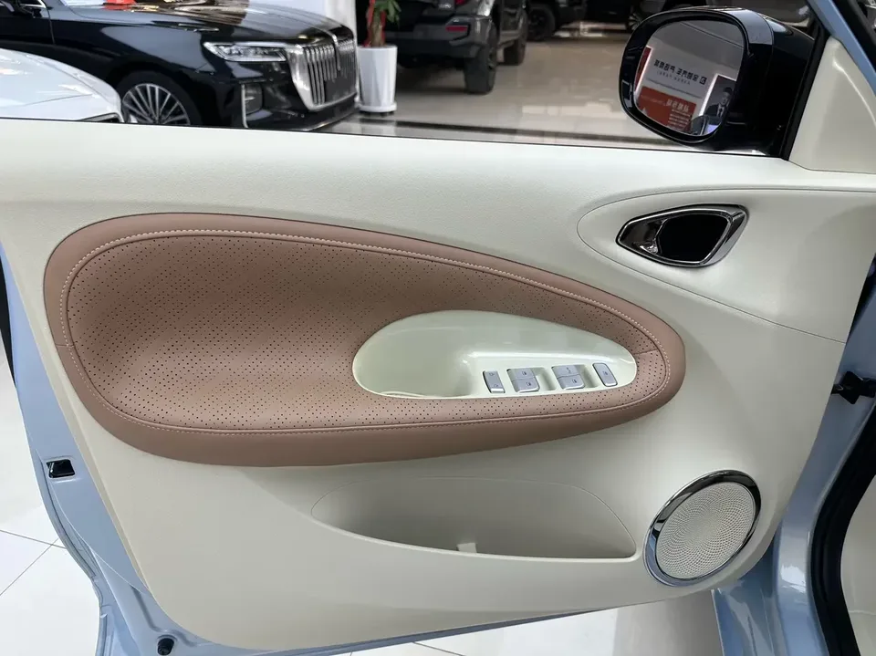 Wuling Bingo Wuling Bingo 2025 333KM Lingxi Internet Model 2026 — thumbnail 4