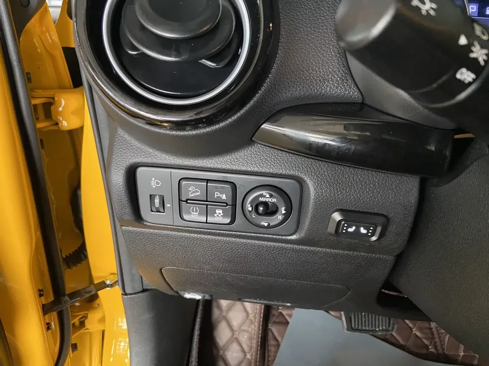 Kia KX1 Yipao 2021 Modified 1.4L CVT Sunroof Model 2022 — thumbnail 5