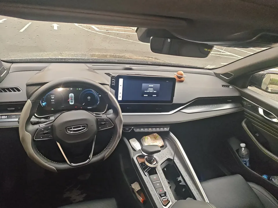 Geely Preface Xing Rui 2023 1.5T Kunlun Edition 2024 — thumbnail 2