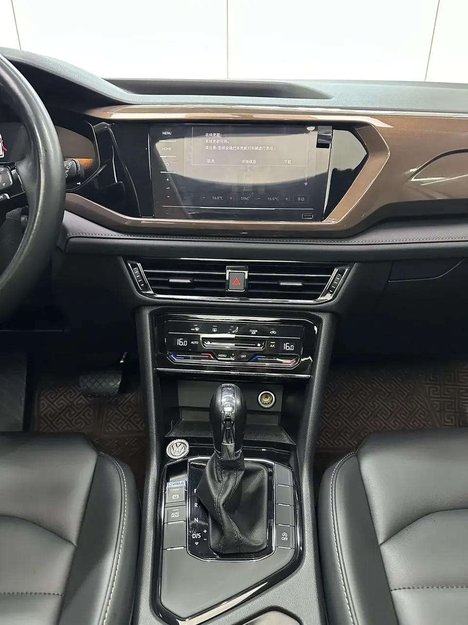 Volkswagen Tharu tuyue 2022 280TSI 2WD Comfort Edition 2022 — thumbnail 4