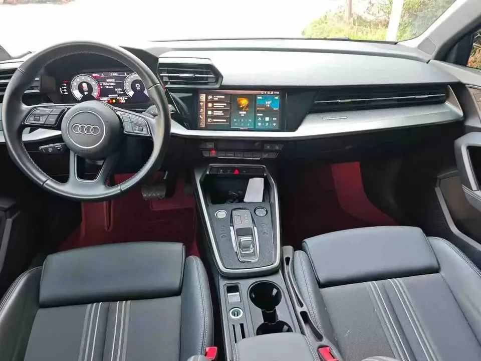 Audi A3 Audi A3 2024 Sportback 35 TFSI Stylish and sporty 2024 — thumbnail 3
