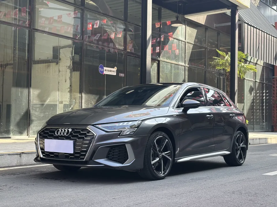 Audi A3 Audi A3 2024 Sportback 35 TFSI Stylish and sporty 2024 — photo 1, buy with delivery to Moscow
