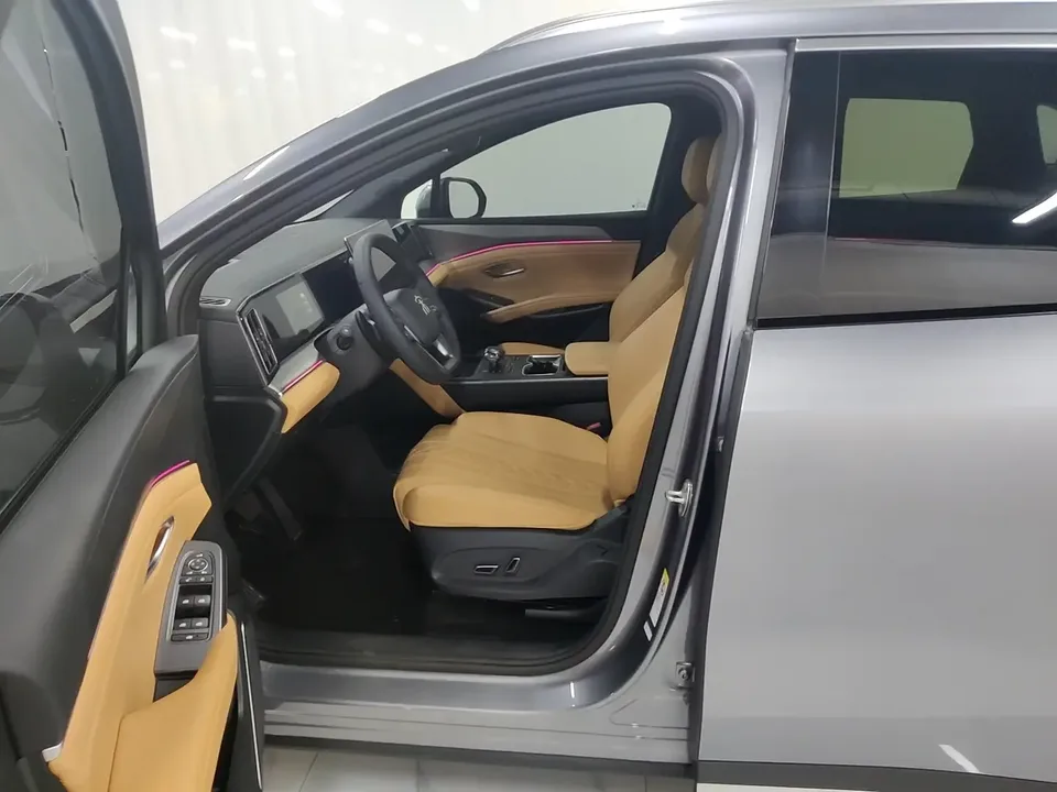 BYD Song L DM Song L DM 2025 DM-i 112KM Intelligent Driving Edition 2025 — миниатюра 5