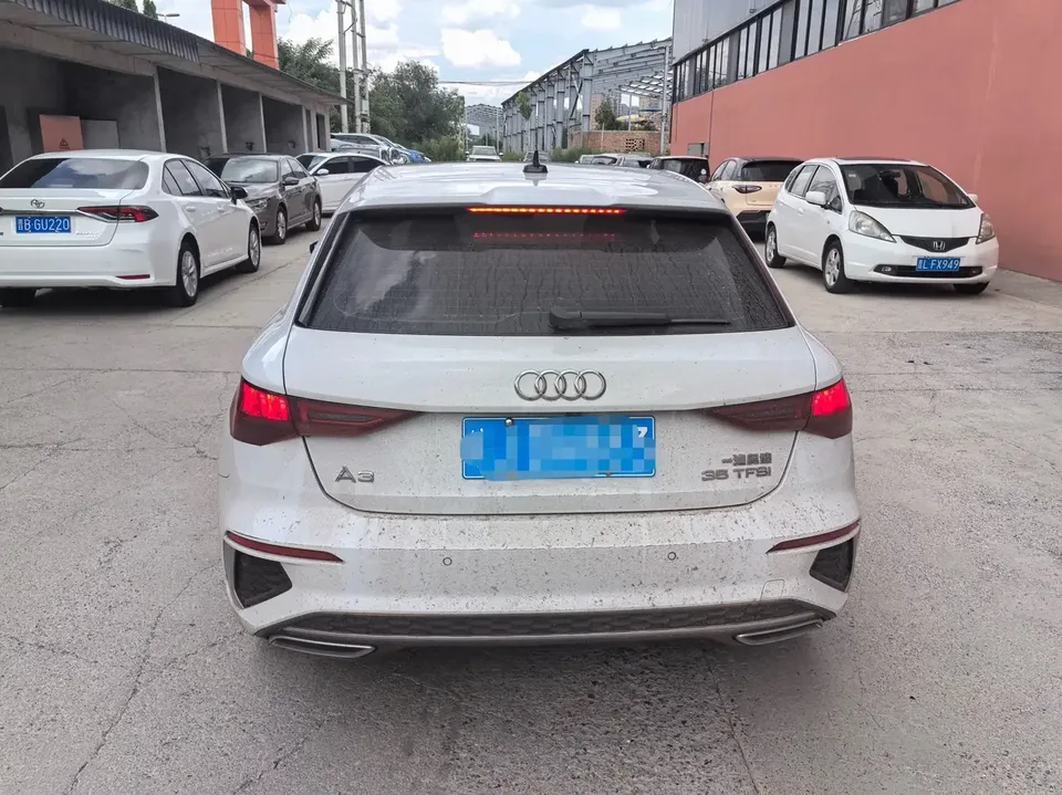 Audi A3 Audi A3 2022 Sportback 35 TFSI Stylish and Elegant 2022 — thumbnail 2