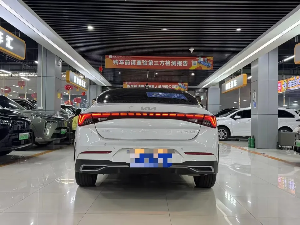 Kia K5 Kia K5 2025 1.5T Premium Edition 2025 — thumbnail 2