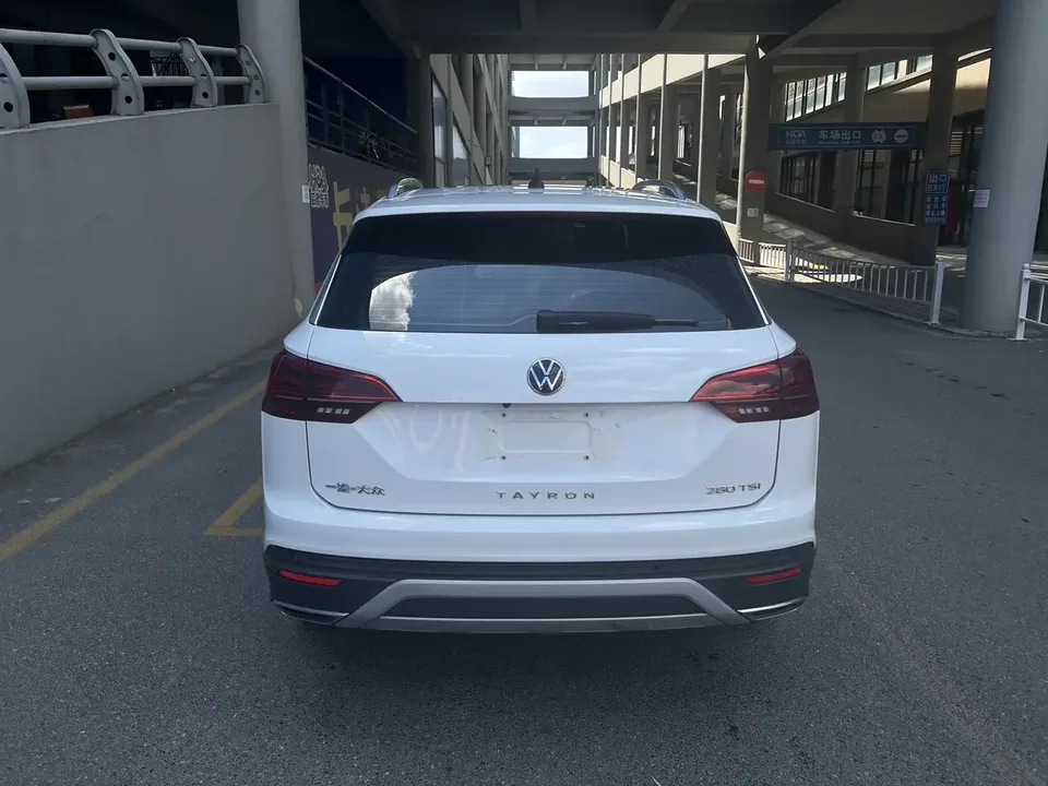 Volkswagen Tayron Tanyue 2022 280TSI 2WD Luxury Smart Edition 2022 — thumbnail 2