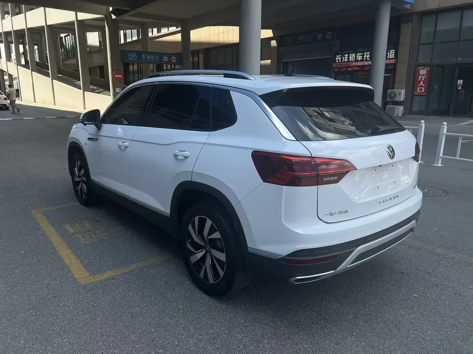 Volkswagen Tayron Tanyue 2022 280TSI 2WD Luxury Smart Edition 2022 — thumbnail 4
