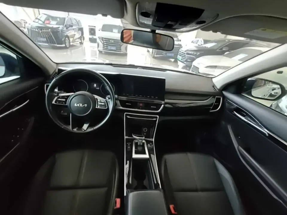 Kia Run proudly Run proudly 2021 1.5L CVT Trend Edition 2022 — thumbnail 3