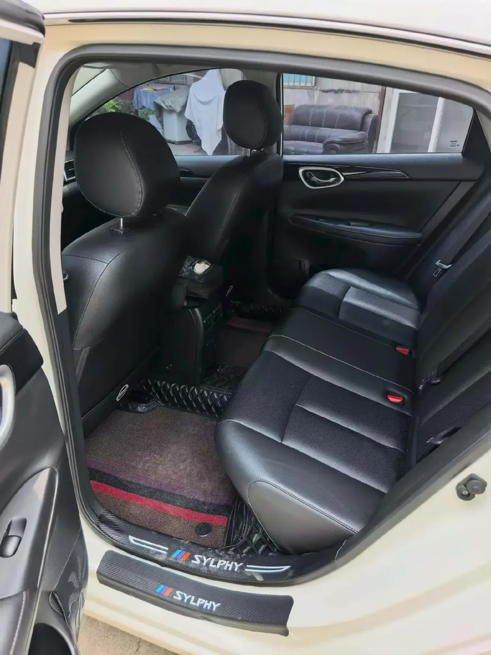 Nissan Sylphy Sylphy 2022 Classic 1.6 XE CVT Comfort Edition 2023 — thumbnail 3