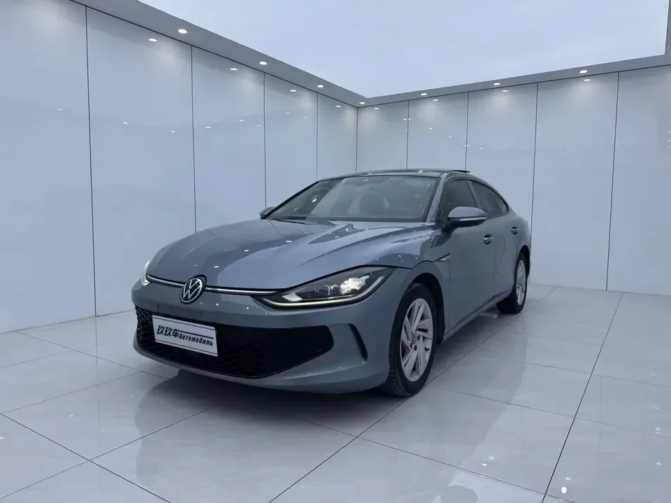 Volkswagen Lamando Lingdu 2022 Lingdu L 280TSI DSG Hot Edition 2022 — photo 1, buy with delivery to Moscow
