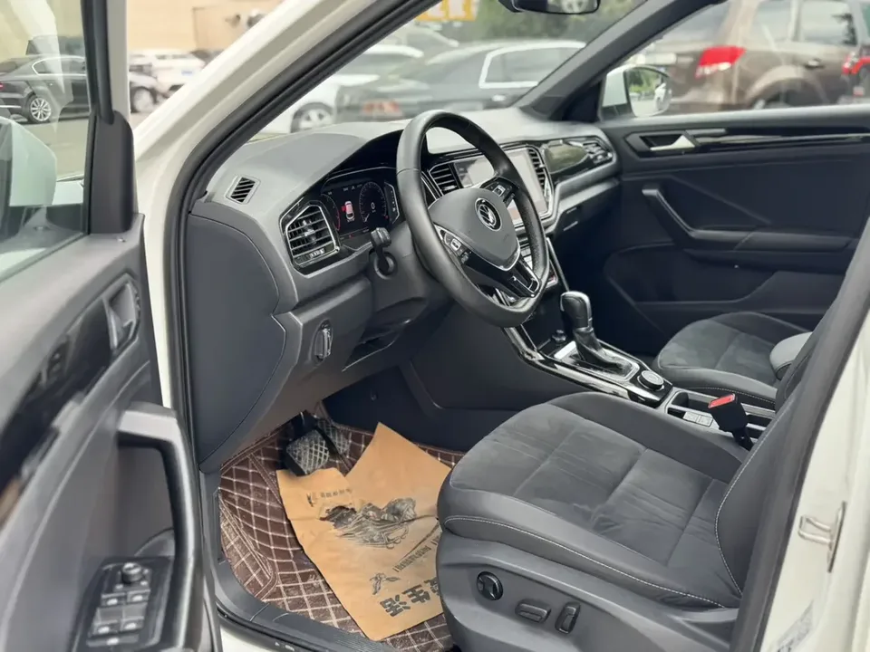 Volkswagen T-Roc TANG 2021 280TSI DSG 4WD Luxury Smart Edition 2022 — thumbnail 5