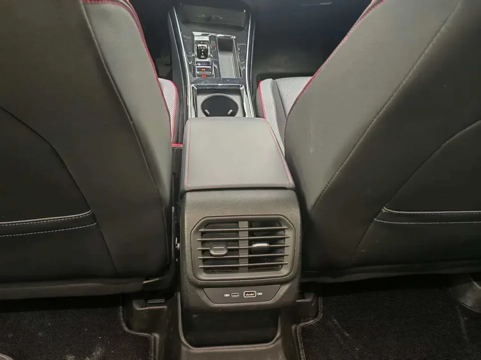 Volkswagen Lamando Lingdu 2022 Lingdu L 280TSI DSG Cool Edition 2023 — thumbnail 3