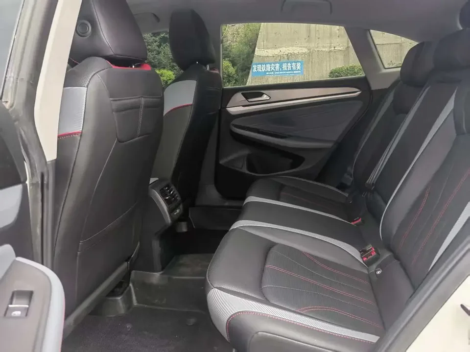 Volkswagen Lamando Lingdu 2022 Lingdu L 280TSI DSG Cool Edition 2023 — thumbnail 5
