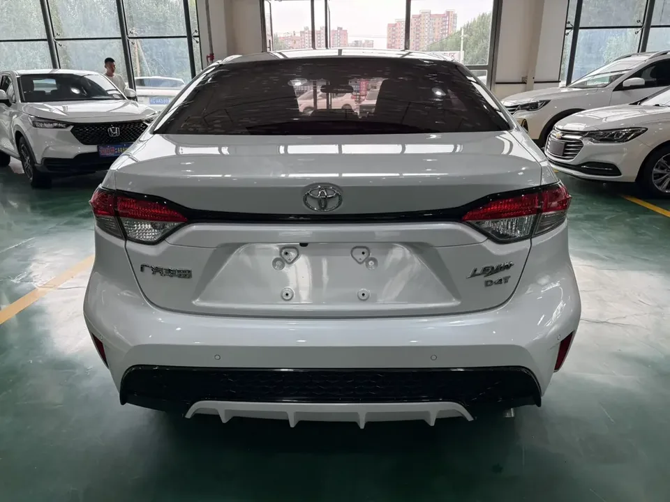 Toyota Levin Lei Ling 2022 185T CVT Sports Edition 2022 — thumbnail 2