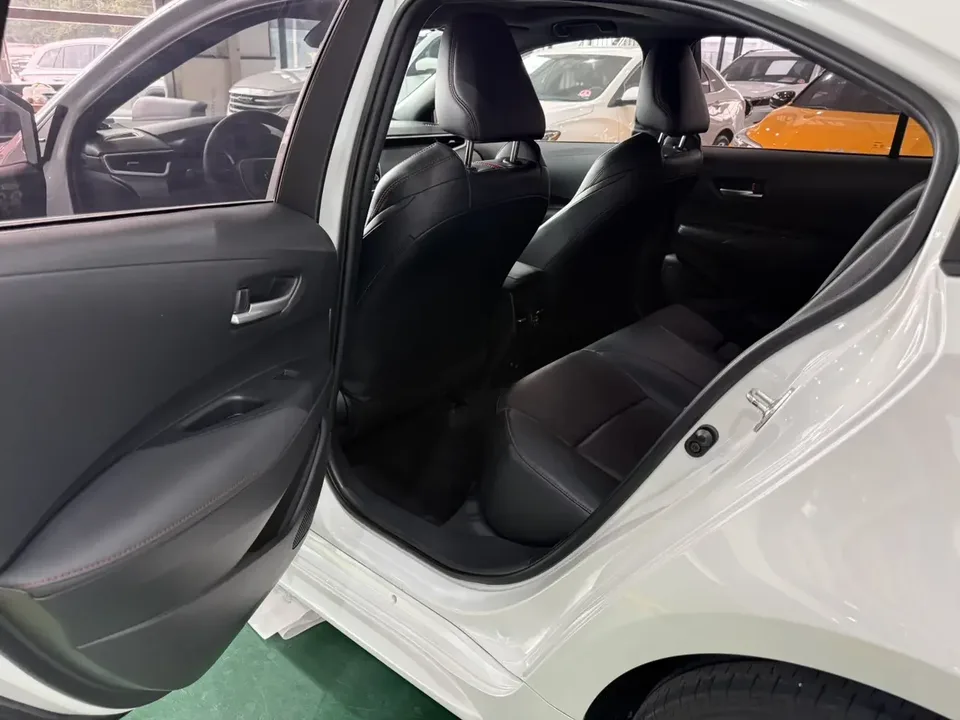 Toyota Levin Lei Ling 2022 185T CVT Sports Edition 2022 — thumbnail 4