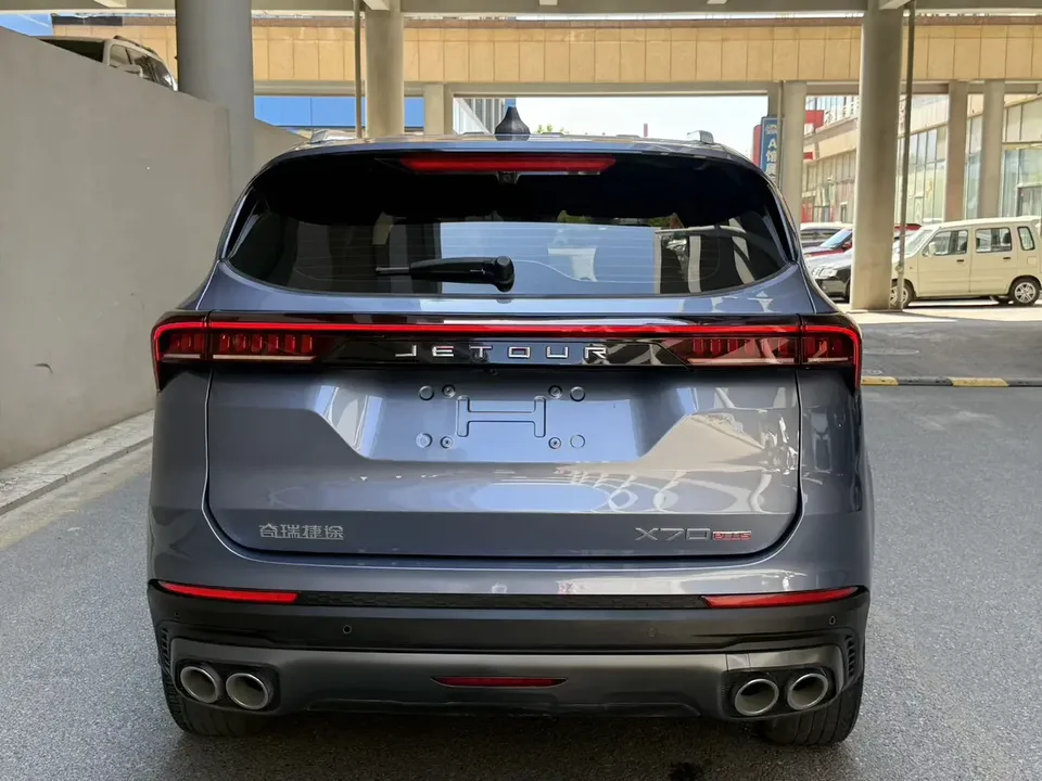 Jetour Jietu X70 PLUS Jietu X70 PLUS 2022 1.5T CVT 7-seater 2023 — миниатюра 2
