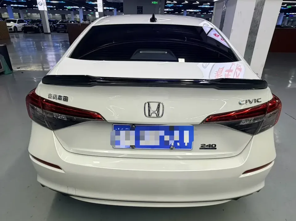 Honda CIVIC Civic 2022 240TURBO CVT Dynamic C-position Special Edition 2023 — thumbnail 2