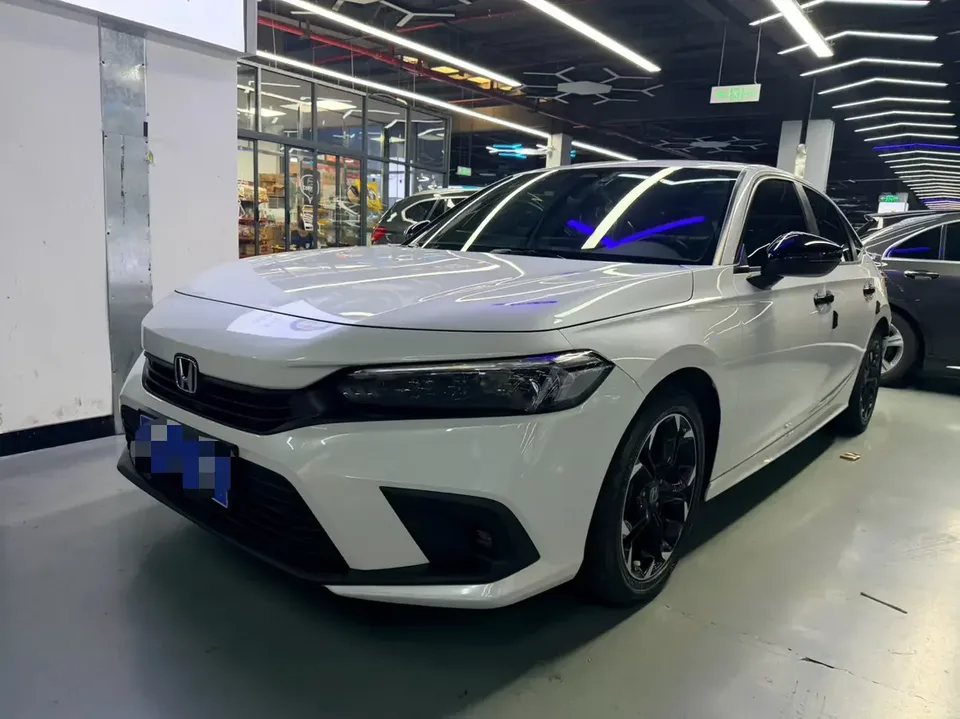 Honda CIVIC Civic 2022 240TURBO CVT Dynamic C-position Special Edition 2023 — photo 1, buy with delivery to Moscow