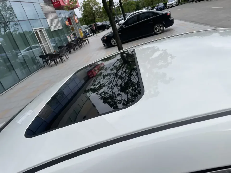 Mazda Axela Mazda3 Angkesela 2025 2.0L Automatic Premium Edition 2025 — миниатюра 2