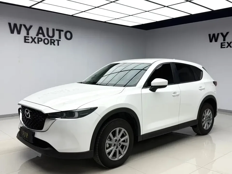Mazda CX-5 Mazda CX-5 2024 2.0L Automatic 2WD Comfort 2024 — photo 1, buy with delivery to Moscow