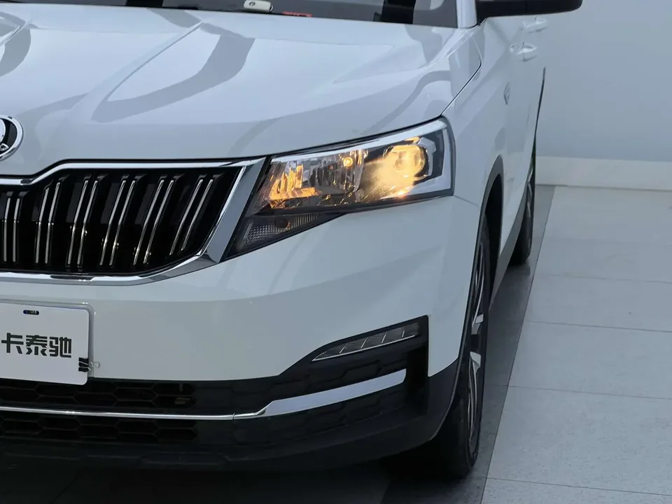 Skoda Comek Comek 2023 Modified 1.5L Automatic Comfort Edition 2023 — thumbnail 2