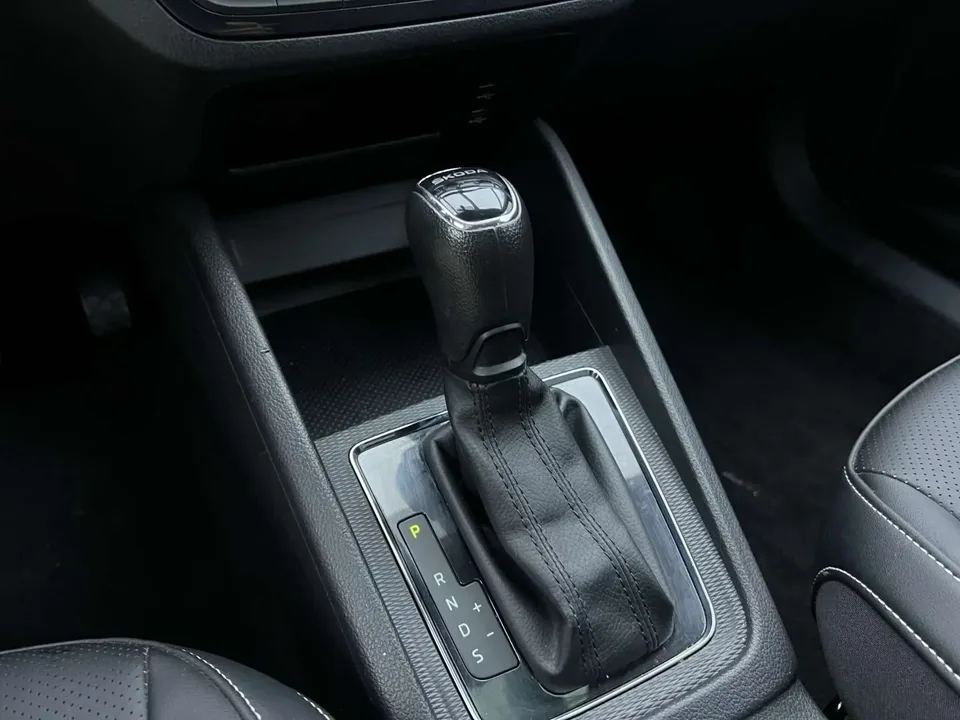 Skoda Comek Comek 2023 Modified 1.5L Automatic Comfort Edition 2023 — thumbnail 4