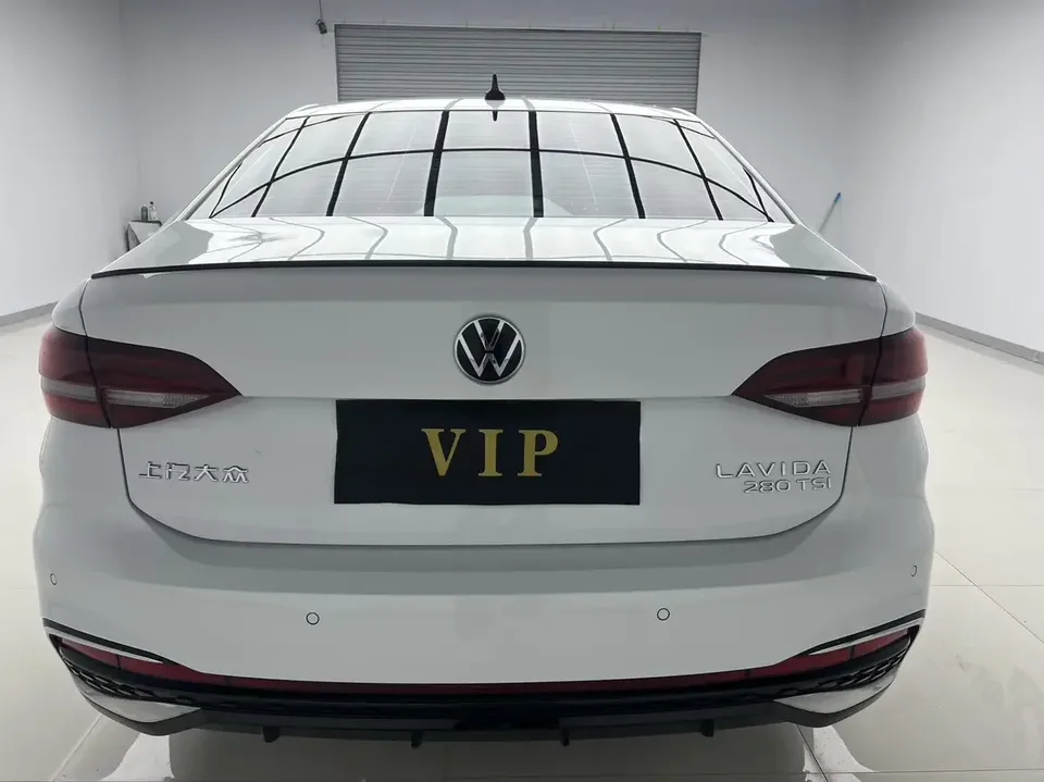 Volkswagen Lavida Lavida 2023 280TSI DSG Starry Sky Edition 2023 — thumbnail 2