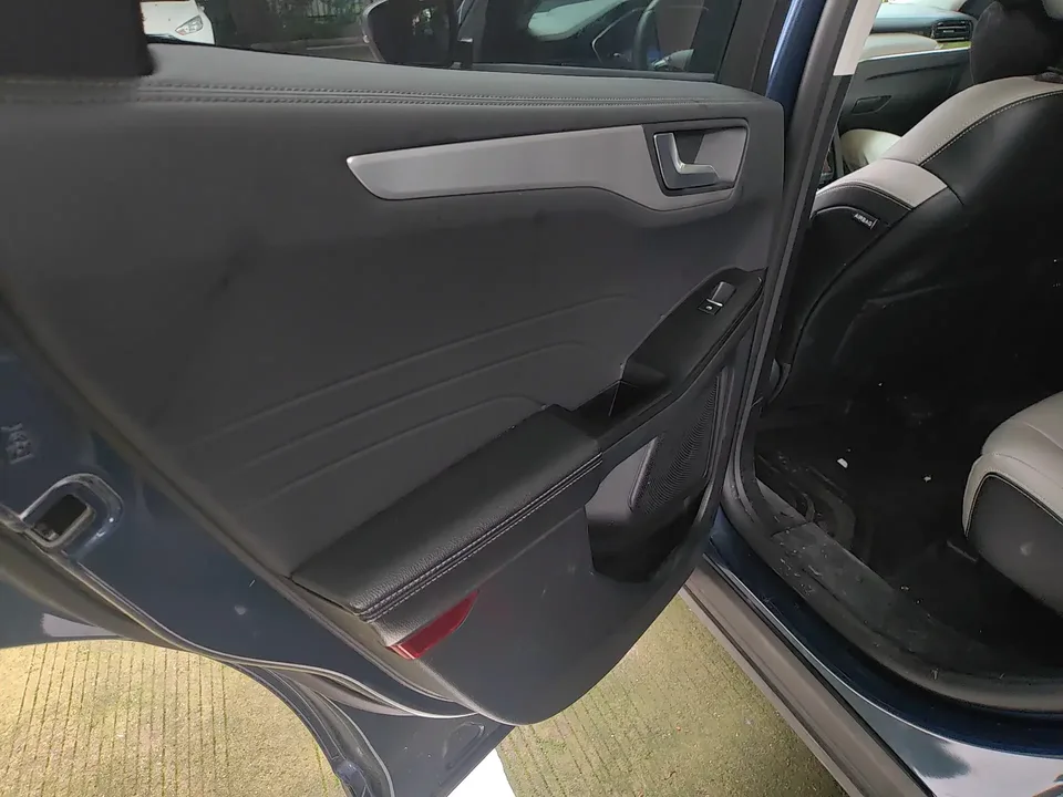 Ford Escape Ruiji 2024 EcoBoost 245 2WD Leisure Edition 2024 — thumbnail 5