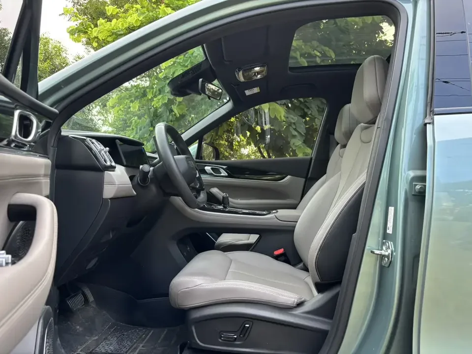 Geely Atlas L Boyue L 2025 The fourth generation 1.5TD DCT starts its journey 2025 — thumbnail 3