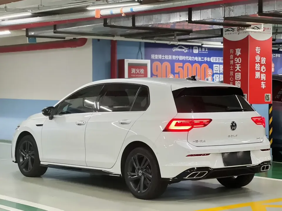 Volkswagen Golf golf 2023 280TSI DSG R-Line 2024 — thumbnail 2
