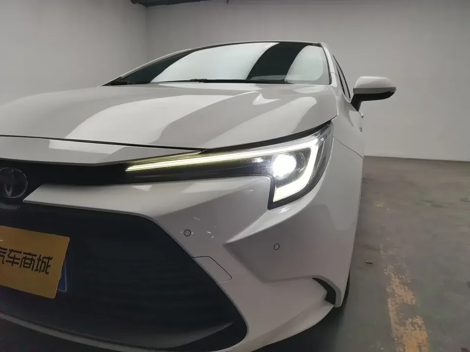 Toyota Levin Lei Ling 2023 Hybrid 1.8L Deluxe Edition 2023 — thumbnail 3