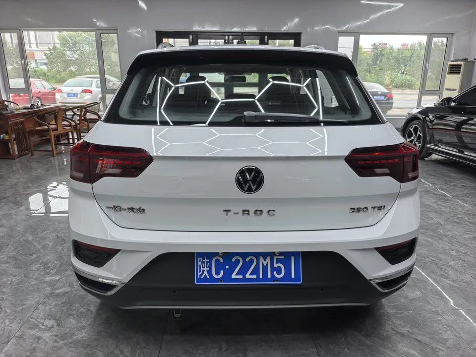 Volkswagen T-Roc TANG 2021 Modified 280TSI DSG 2WD Elite Smart Link Edition 2022 — thumbnail 2