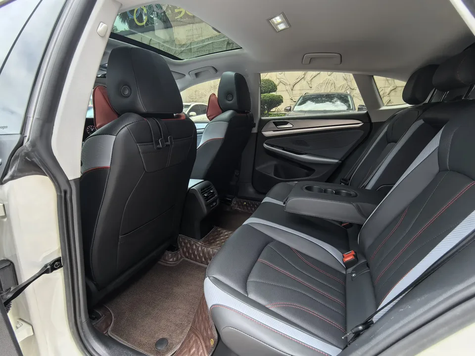Volkswagen Lamando Lingdu 2022 Lingdu L 280TSI DSG Cool Edition 2022 — thumbnail 3