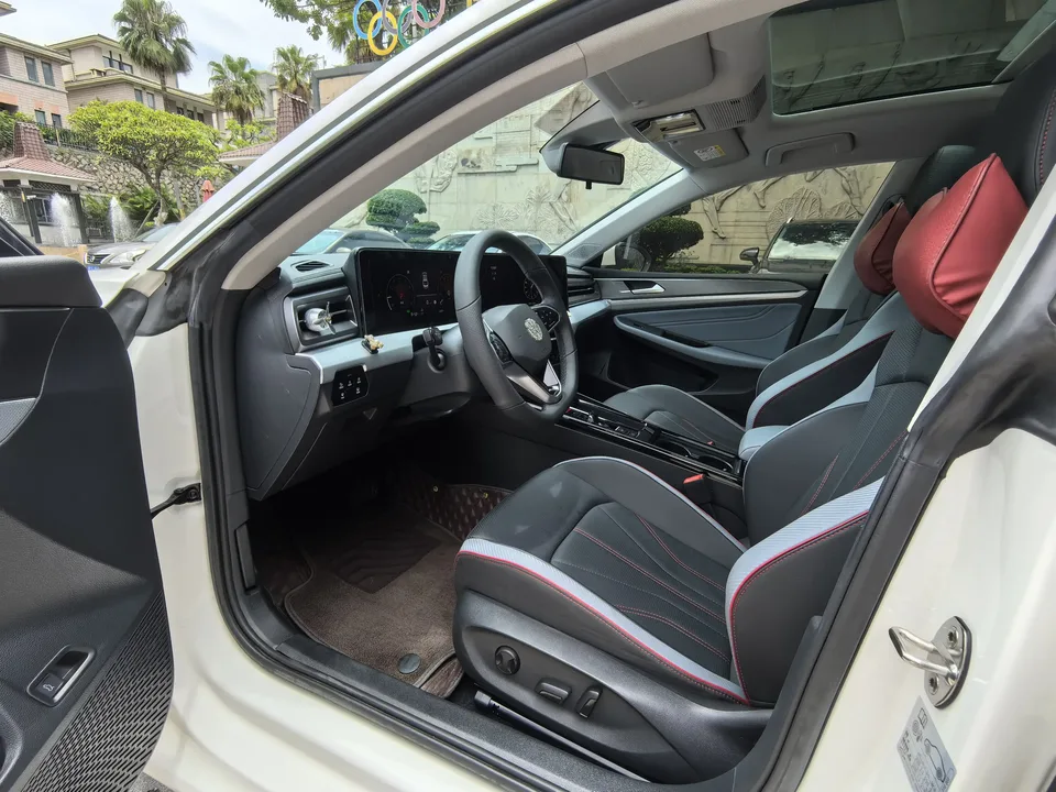 Volkswagen Lamando Lingdu 2022 Lingdu L 280TSI DSG Cool Edition 2022 — thumbnail 5