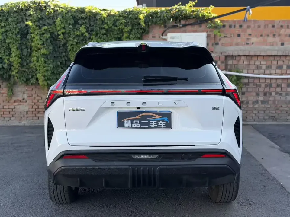 Geely Atlas Boyue 2024 1.5TD Dragon Edition 2024 — thumbnail 2