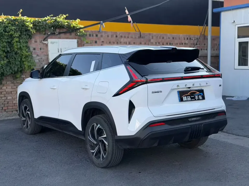 Geely Atlas Boyue 2024 1.5TD Dragon Edition 2024 — thumbnail 4