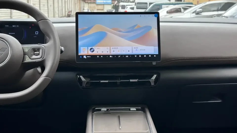 Wuling Starlight 730 EV Starlight 730 EV 2025 500km Luxury 2025 — thumbnail 5