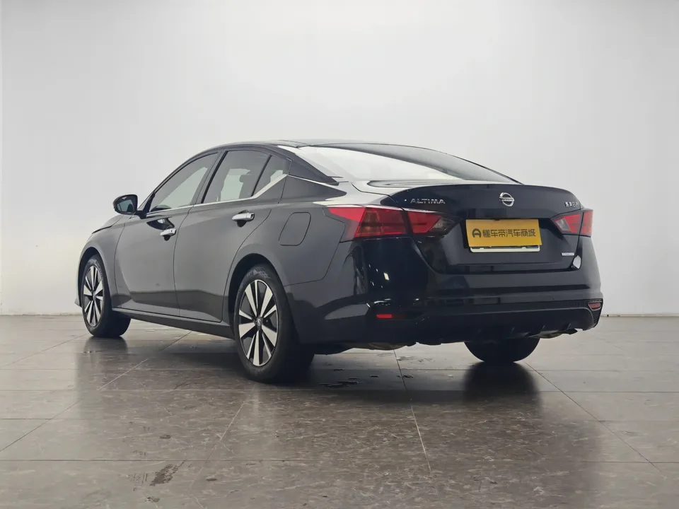 Nissan Altima Sound of nature 2021 2.0L XL Comfort Edition 2022 — thumbnail 2