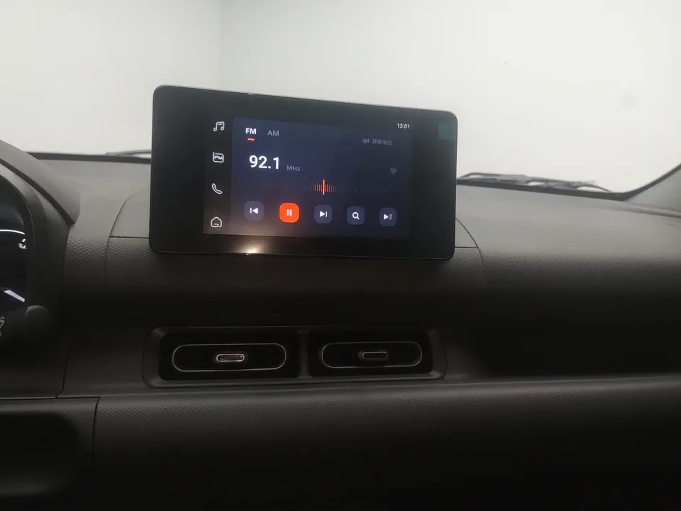 Wuling Hongguang pure electric version Wuling Hongguang pure electric version 2024 300KM Standard 2026 — thumbnail 5
