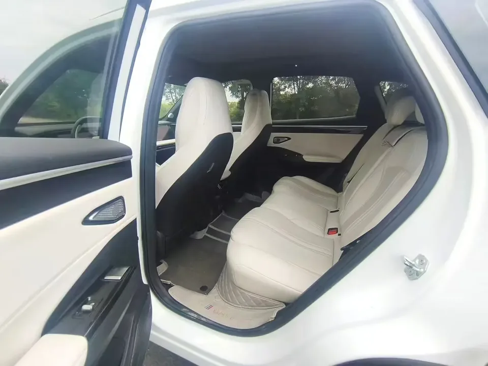 Geely Galaxy L7 Galaxy L7 2024 1.5T DHT 115km MAX Longteng Edition 2024 — thumbnail 3